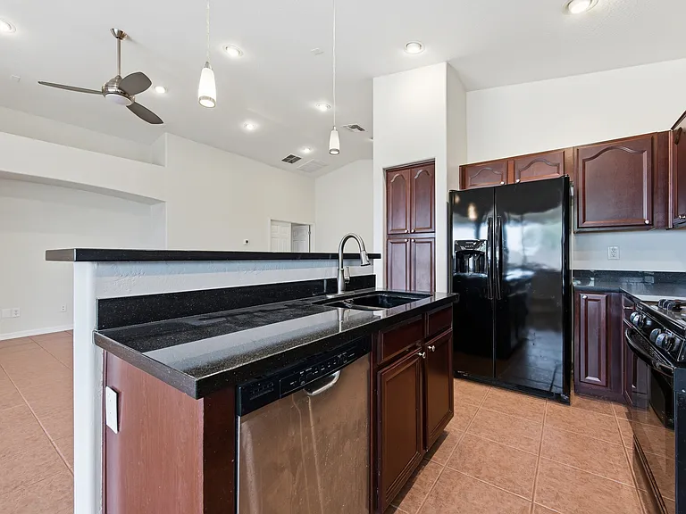 4309 W Heyerdahl Dr — Photo 10