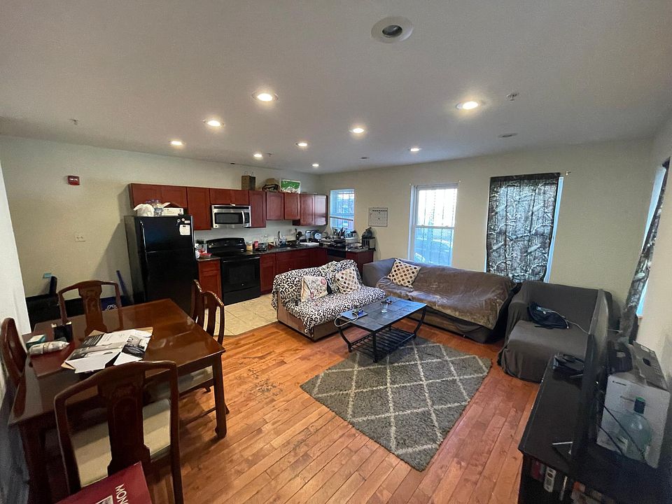 1st image of 420 N 40th St #C