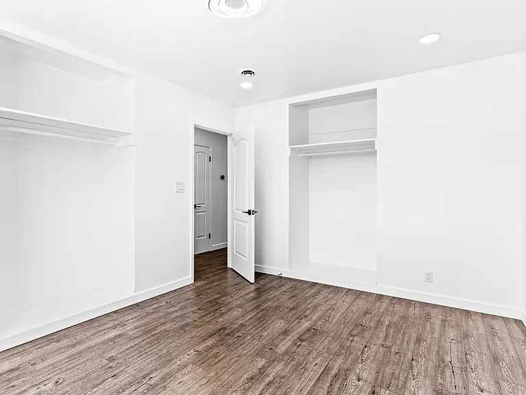 317 Tennyson Rd — Photo 14