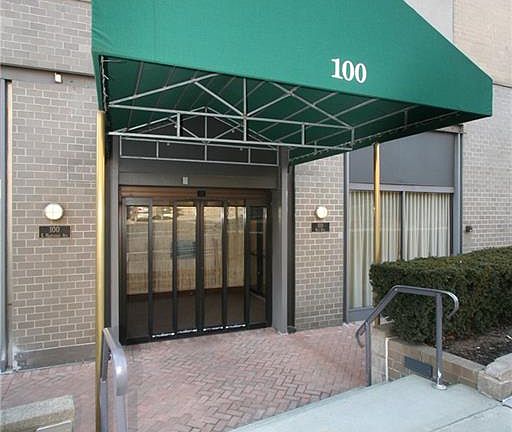 2nd image of 100 E Hartsdale Ave APT 4EW