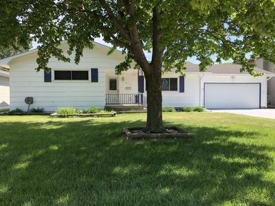 809 E Phoenix Ave, Grand Island, NE, 68801
