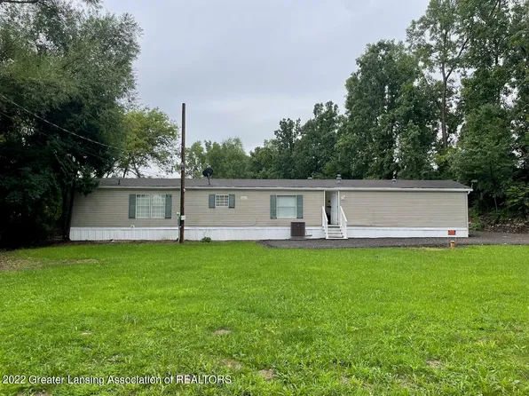 15401 Comdon Rd, Albion, MI 49224