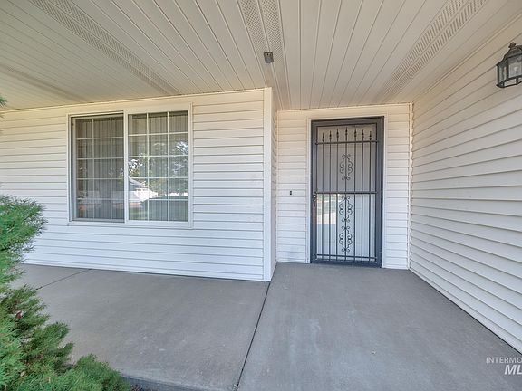 3rd image of 71 SW 18th St