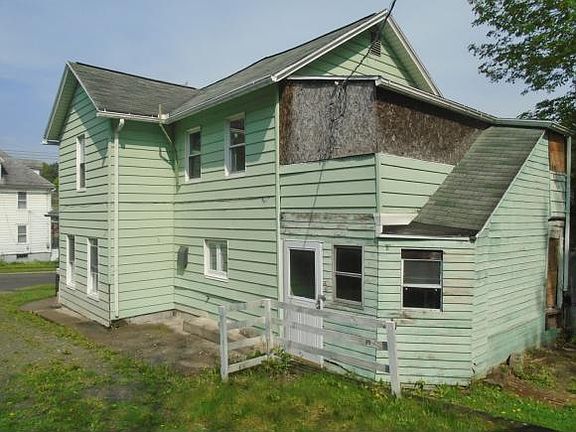 2nd image of 35 Telegraph St