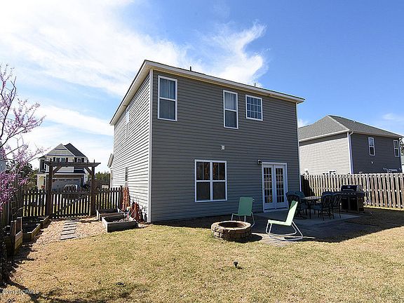 4th image of 3044 Ramble Drive NE