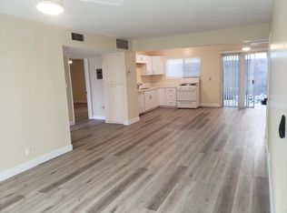 1882 Molino Ave APT B, Signal Hill, CA 90755