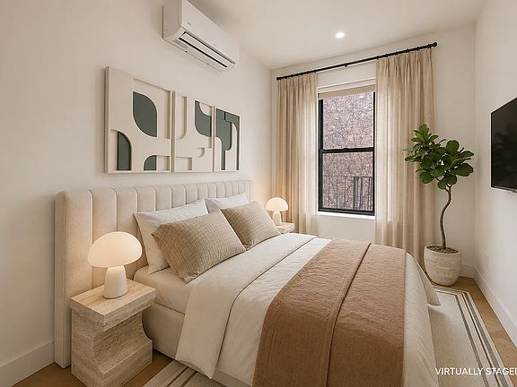 3rd image of 350 Putnam Ave #3