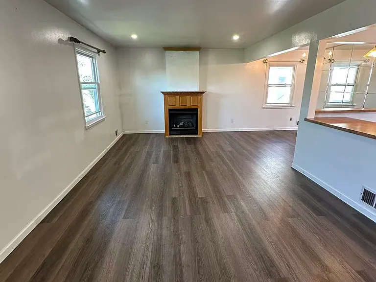 102 Coale Ave #2 — Photo 5