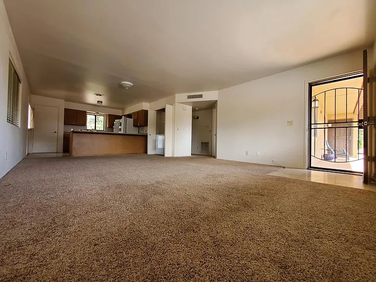 370 Fairway Oaks Dr #A — Photo 19
