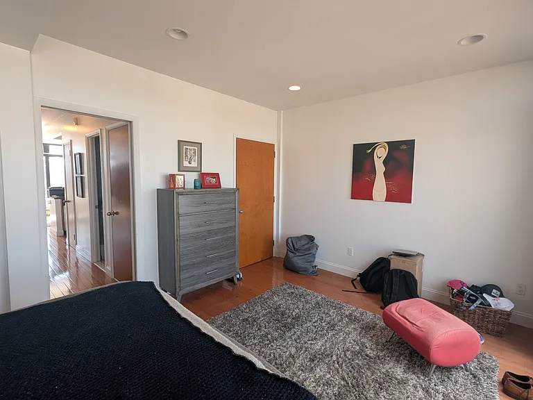 453 Macon St #4 — Photo 13