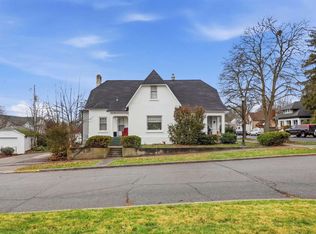 323 5th St, Cheney, WA 99004