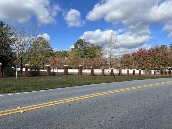 3970 Ewing Rd, Austell, GA 30106