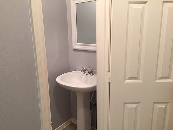 Guest Half Bath