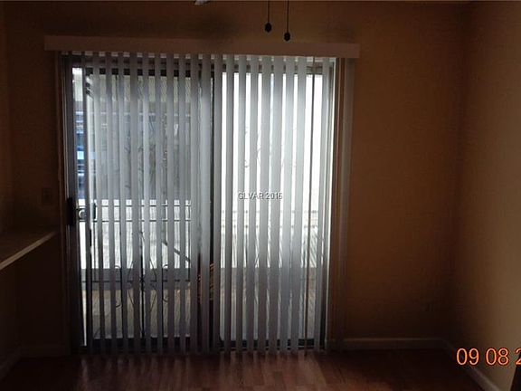 3rd image of 594 Sellers Pl