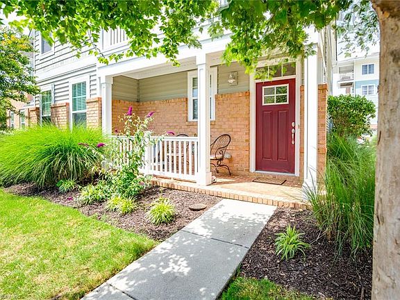 Private Front Porch.