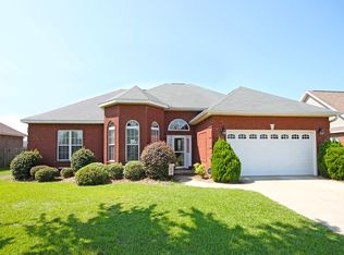 605 Loudon Hill Dr, Warner Robins, GA 31088