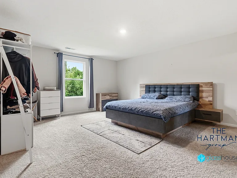 1018 Louise Dr — Photo 24