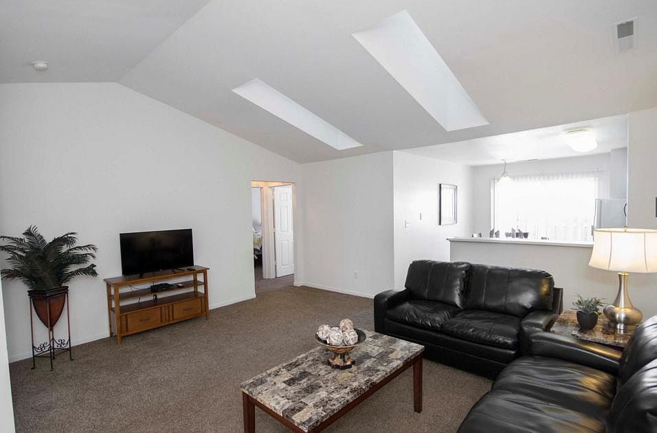 Broadway Village Apartments 751 Gunstra Ln Greenfield IN Zillow