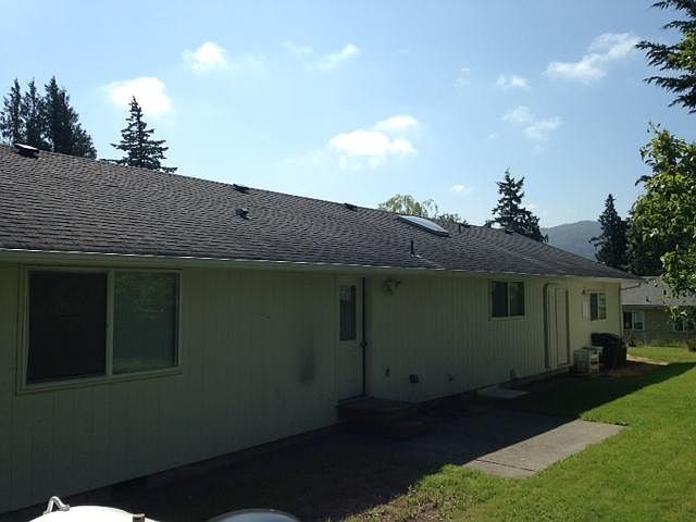 2nd image of 1122 27th St