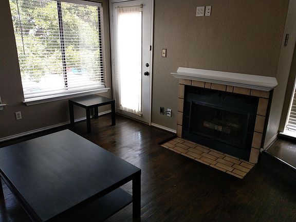 3rd image of 3117 Sondra Dr