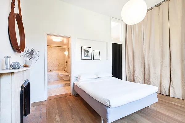 Rented by Compass | media 3