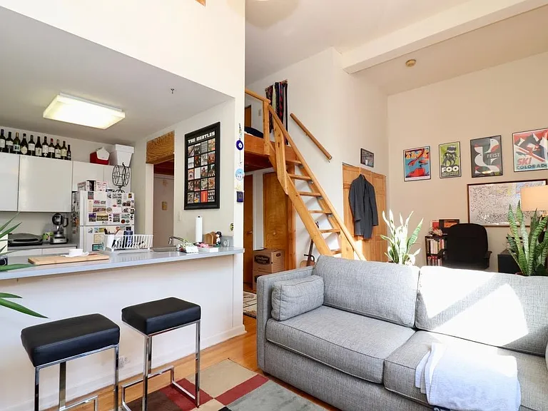 450 7th St #1M — Photo 1