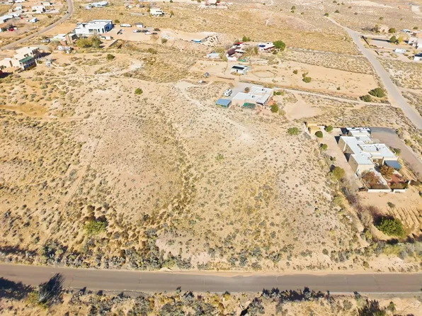 1801 Inca Rd NE, Rio Rancho, NM 87124