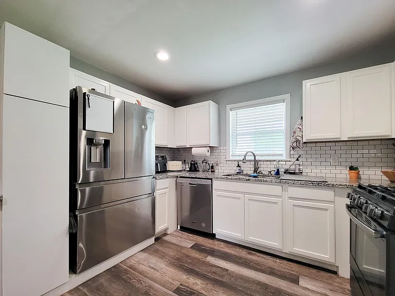 4405 W 43rd St — Photo 13
