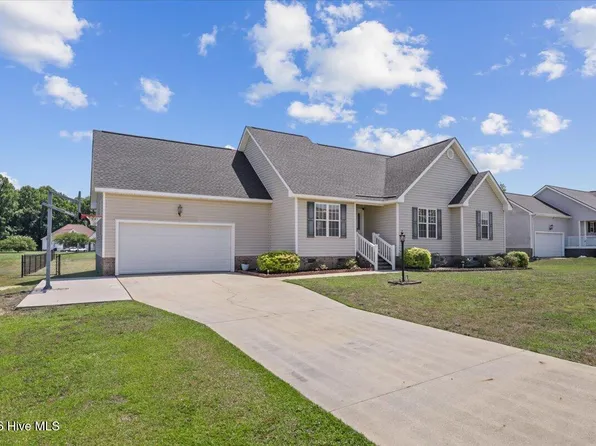 223 Sunridge Lane, Pikeville, NC 27863