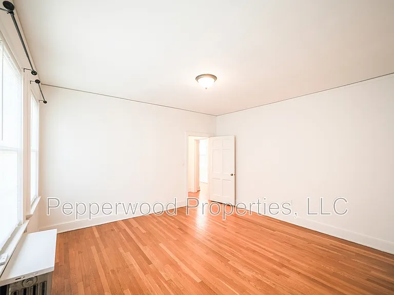 519 E Main St #3 — Photo 11