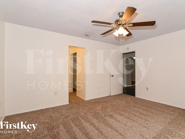 3228 Curry Woods Cir #2 — Photo 9