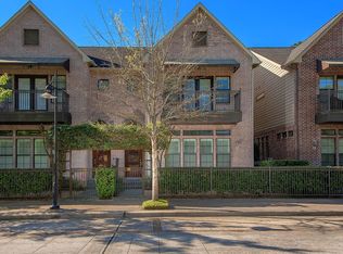 12 Riva Row, The Woodlands, TX 77380