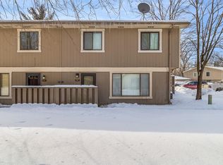 7037 Montana Ct #36, Hammond, IN 46323
