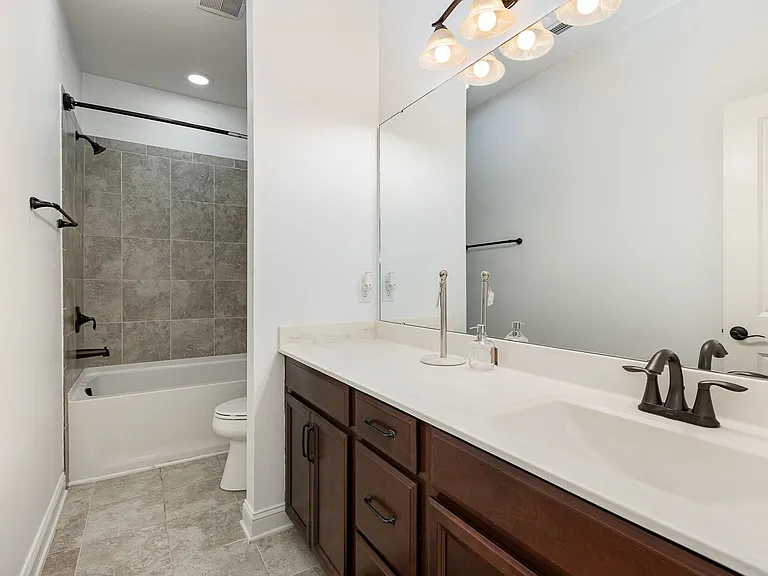 2405 Trenton Park Ln — Photo 36