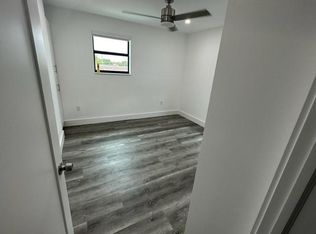 10700 SW 24th St #0, Miami, FL 33165