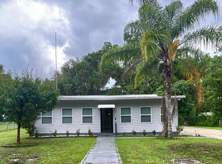 113 LEAF Street, San Mateo, FL 32187