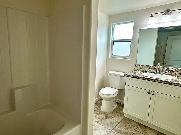 3205 Midway Dr — Photo 16