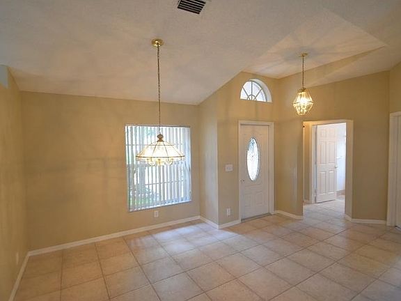 5th image of 7620 NW 47th Ave #1