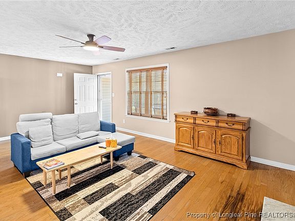 5th image of 2421 Cleveland Ave