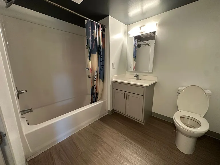 126 College Ave — Photo 27