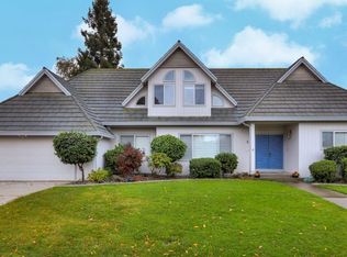 55 Shoreline Cir, Sacramento, CA 95831