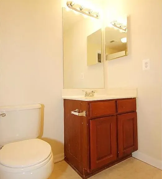 3351 Canton Ct — Photo 8