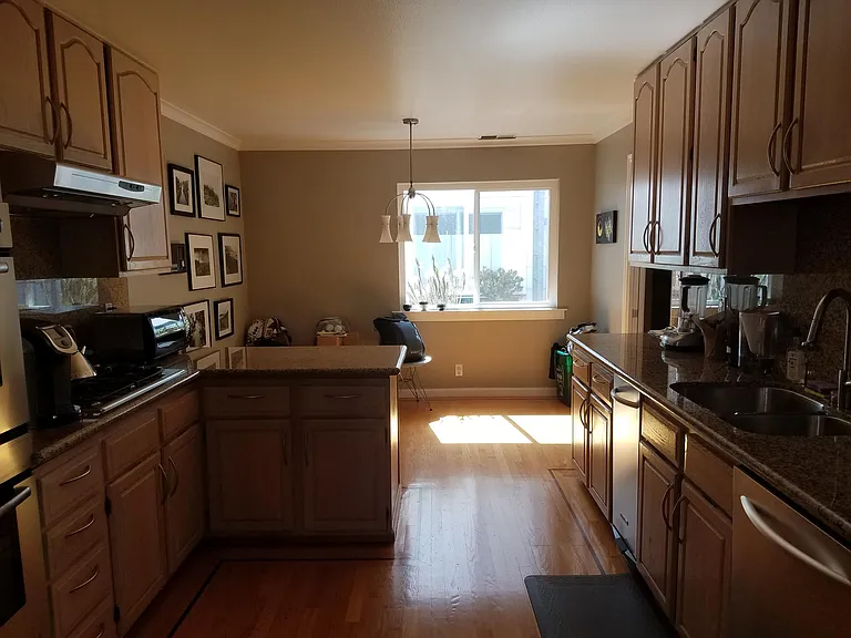445 Scott St #3 — Photo 7