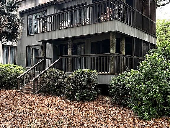 3rd image of 4507 Park Lake Dr