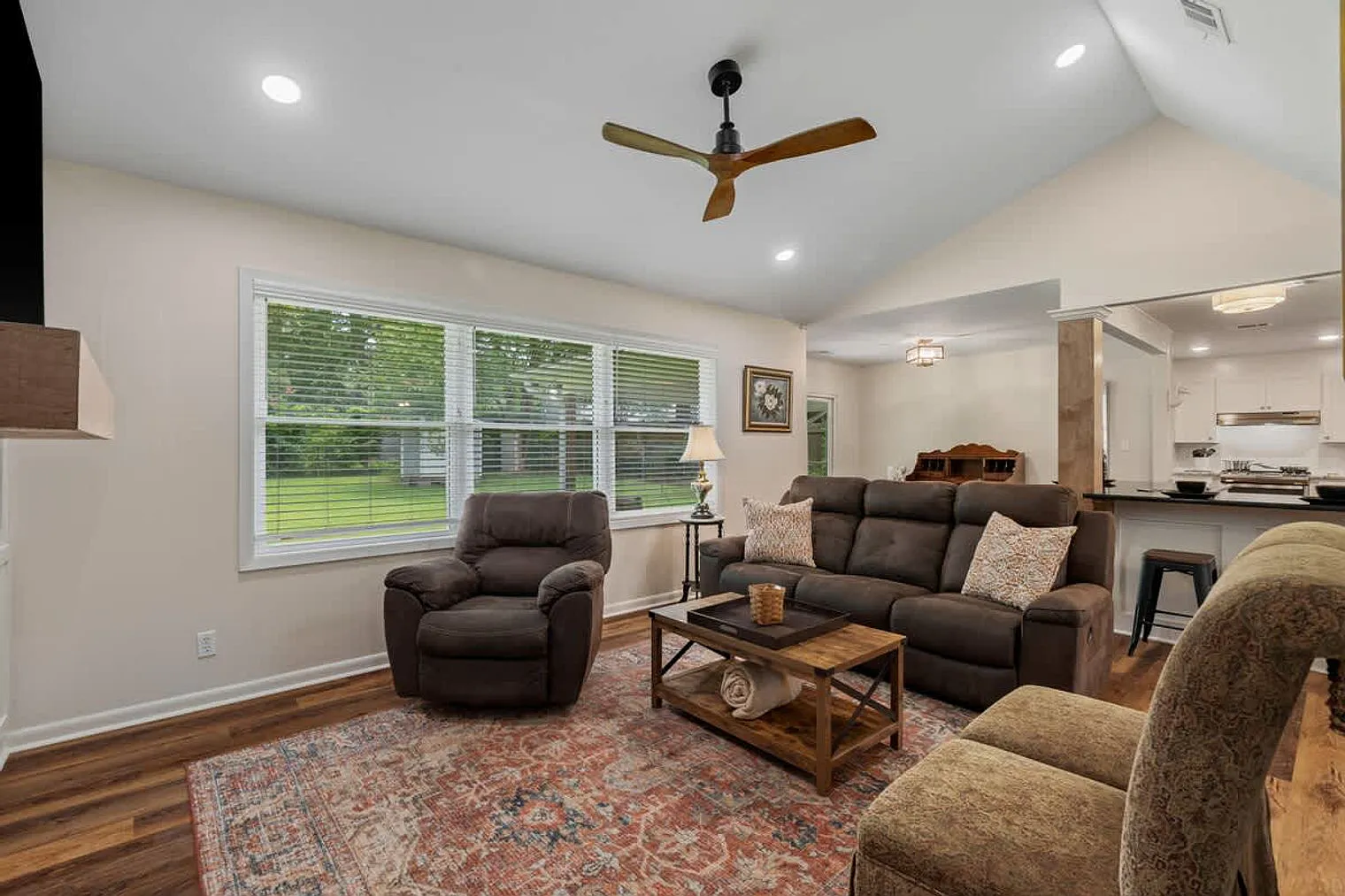 4 bed, 3.0 bath, 2411 sqft, $7,734 — Photo 1