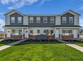 1325 E Goldie Lou Ln Unit 32, Eagle Mountain, UT 84005