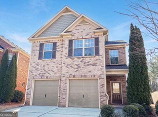 164 Thorncrest Ct, Tucker, GA 30084