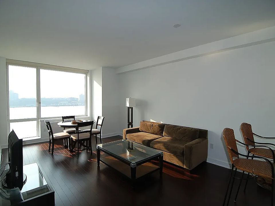 1st image of 100 Riverside Blvd APT 16E