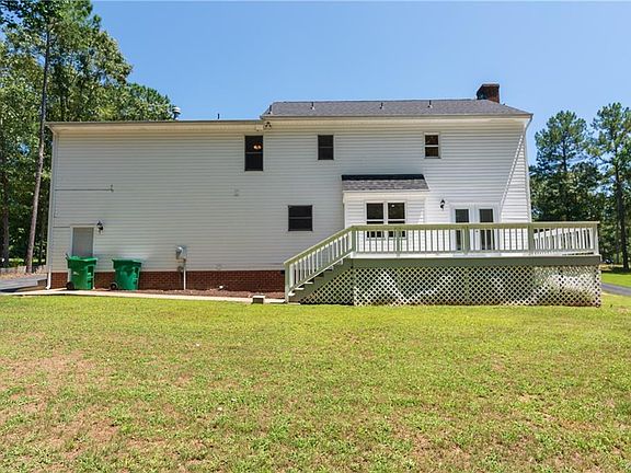 5th image of 20018 Oak River Dr