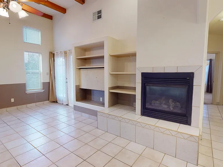 3496 Northpointe Dr — Photo 8